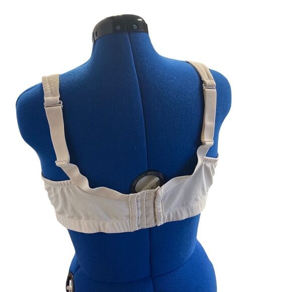 CACIQUE, Women’s light beige bra, Size‎ 46C, NO UNDERWIRE, adjustable straps - Picture 2 of 9